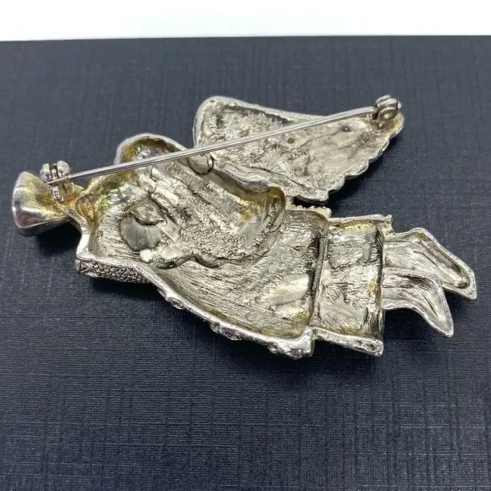 Vintage Silver Flying Angel Playing Trumpet Stars Brooch Pin